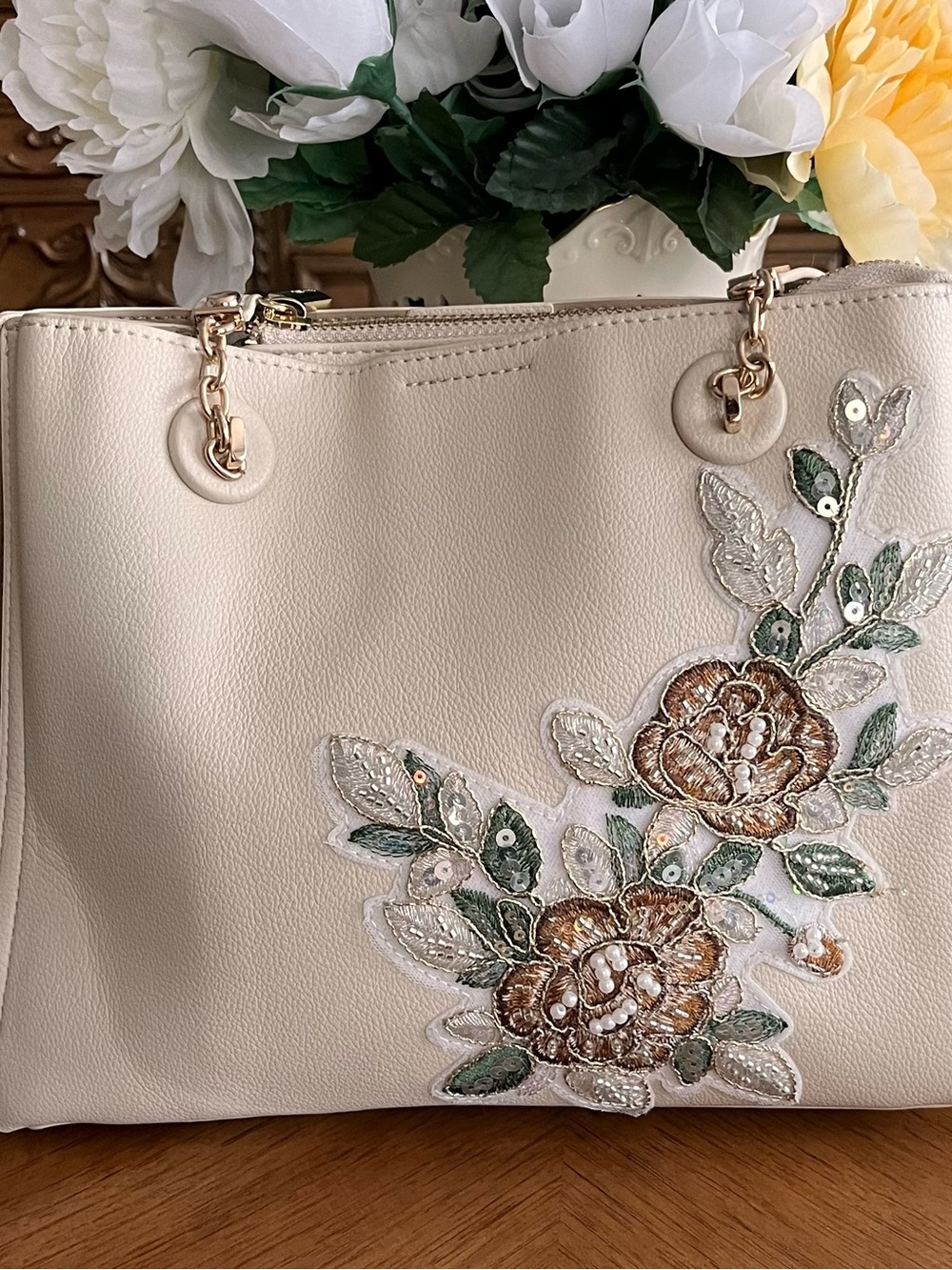 Elegant Cream Floral Appliqué Tote Bag with Gold Chain Detail